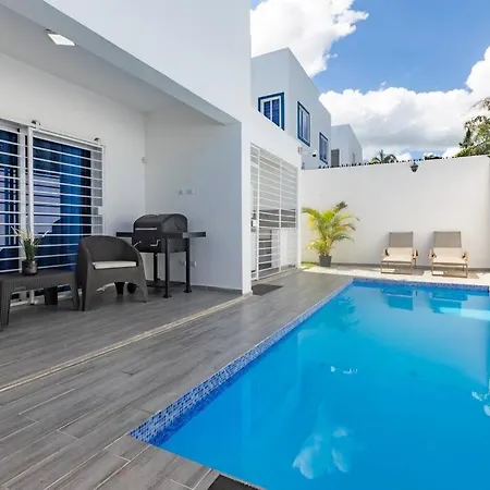 Villa Escondida #3 In The Center Of Pop City
